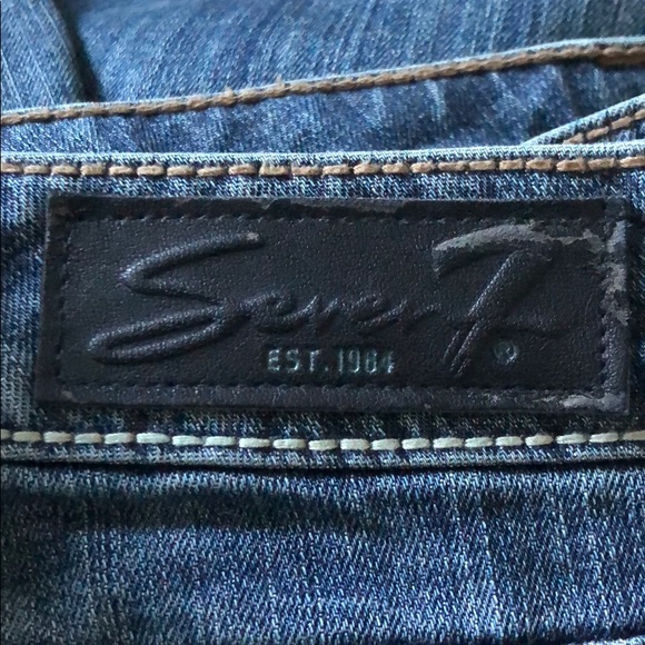 Seven7 Jeans - Picture 10 of 11